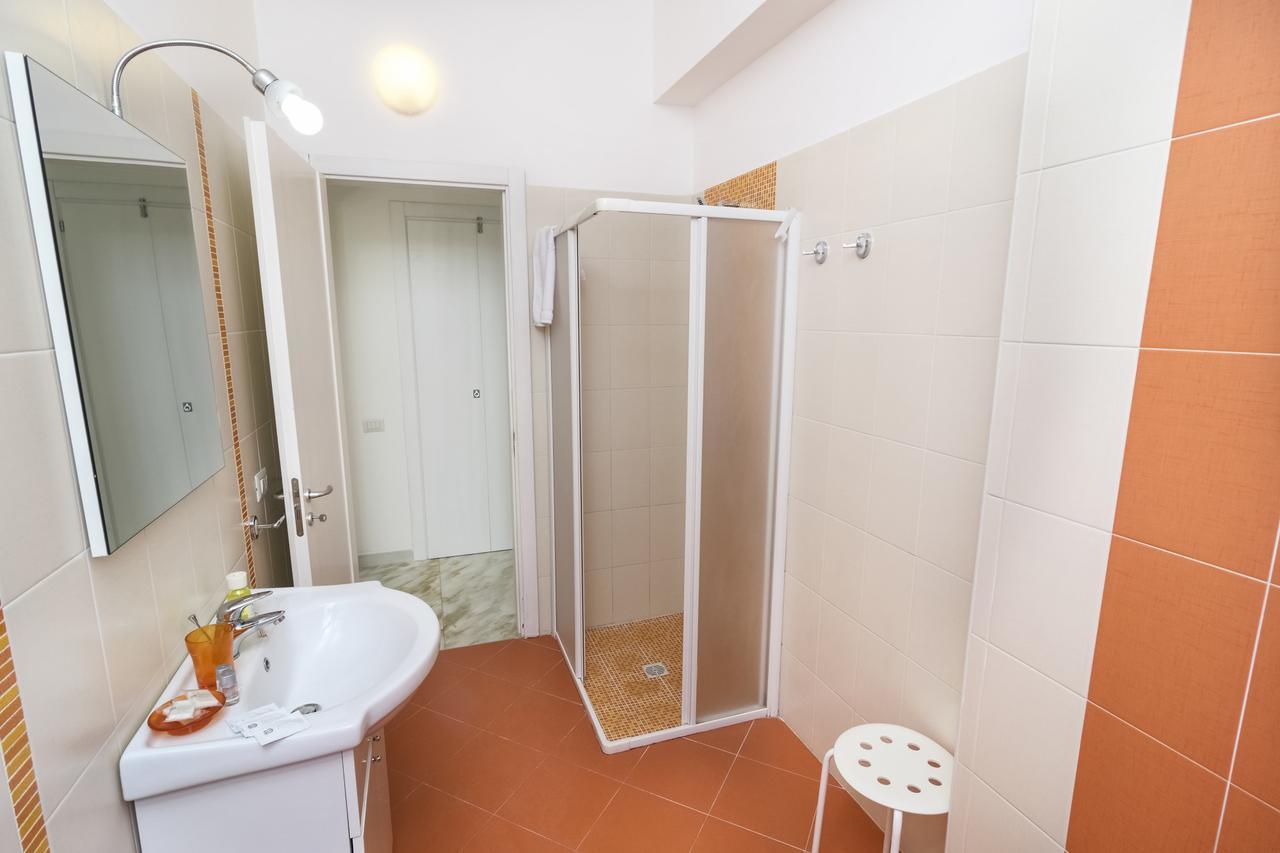 B&B Villa Genny A Pochi Passi Dal Mare سان كاتالدو المظهر الخارجي الصورة